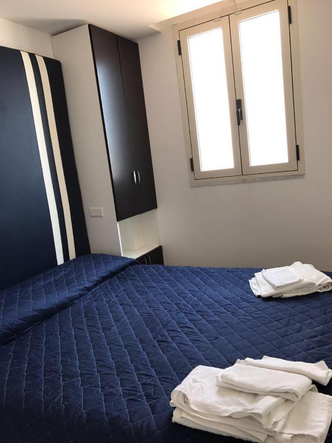 La Stanza Sul Porto Di Amalfi Camera Piccina Piccina Con Bagno Privato E Terrazzino Vista Mare Exteriör bild