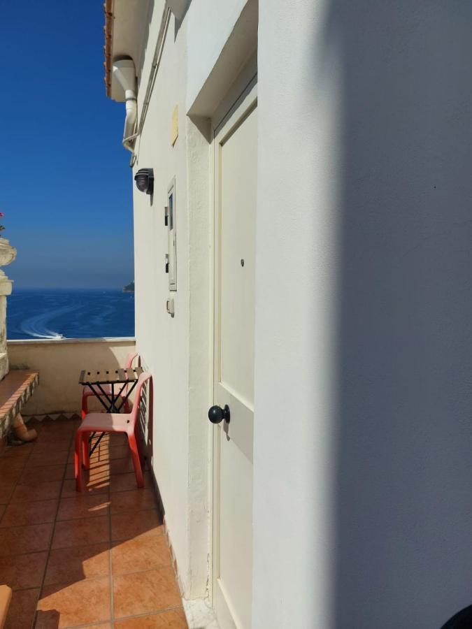 La Stanza Sul Porto Di Amalfi Camera Piccina Piccina Con Bagno Privato E Terrazzino Vista Mare Exteriör bild