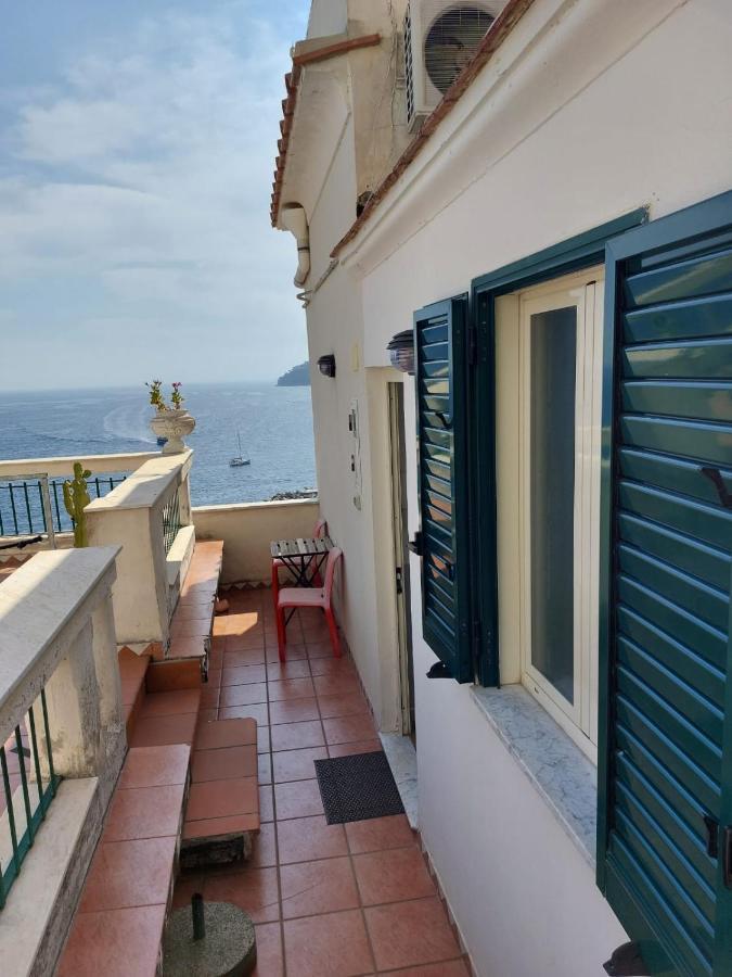 La Stanza Sul Porto Di Amalfi Camera Piccina Piccina Con Bagno Privato E Terrazzino Vista Mare Exteriör bild