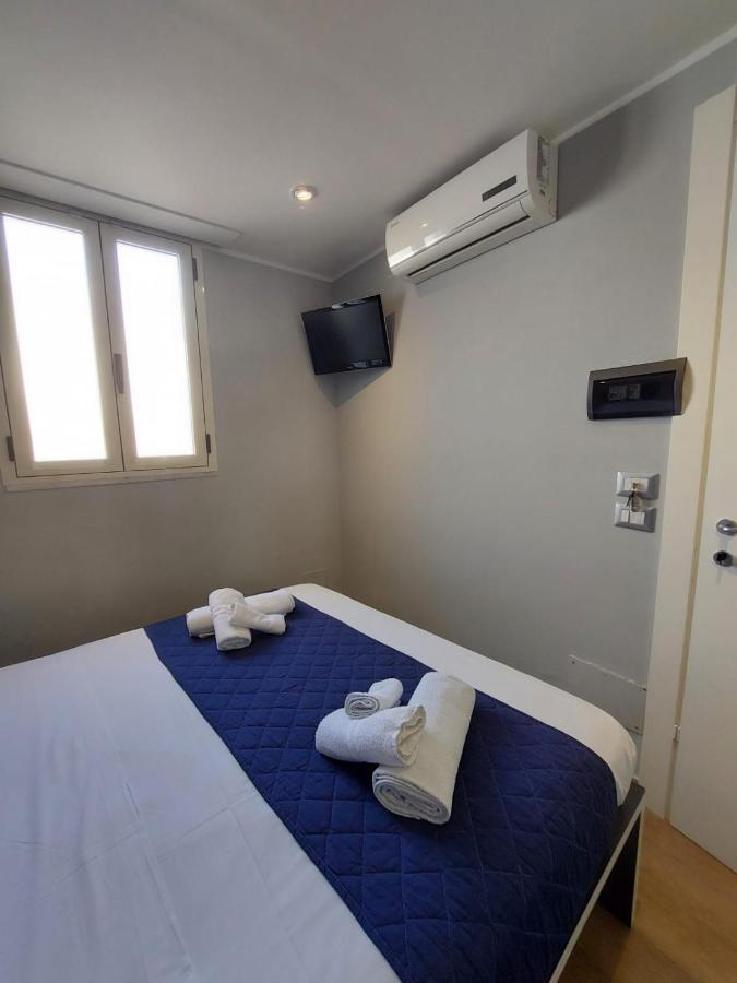 La Stanza Sul Porto Di Amalfi Camera Piccina Piccina Con Bagno Privato E Terrazzino Vista Mare Exteriör bild