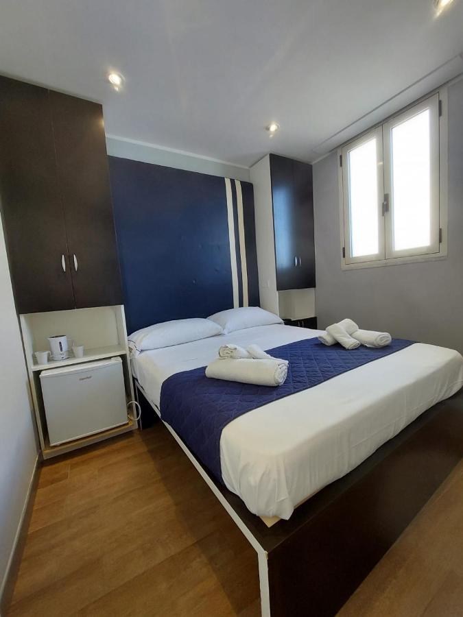 La Stanza Sul Porto Di Amalfi Camera Piccina Piccina Con Bagno Privato E Terrazzino Vista Mare Exteriör bild